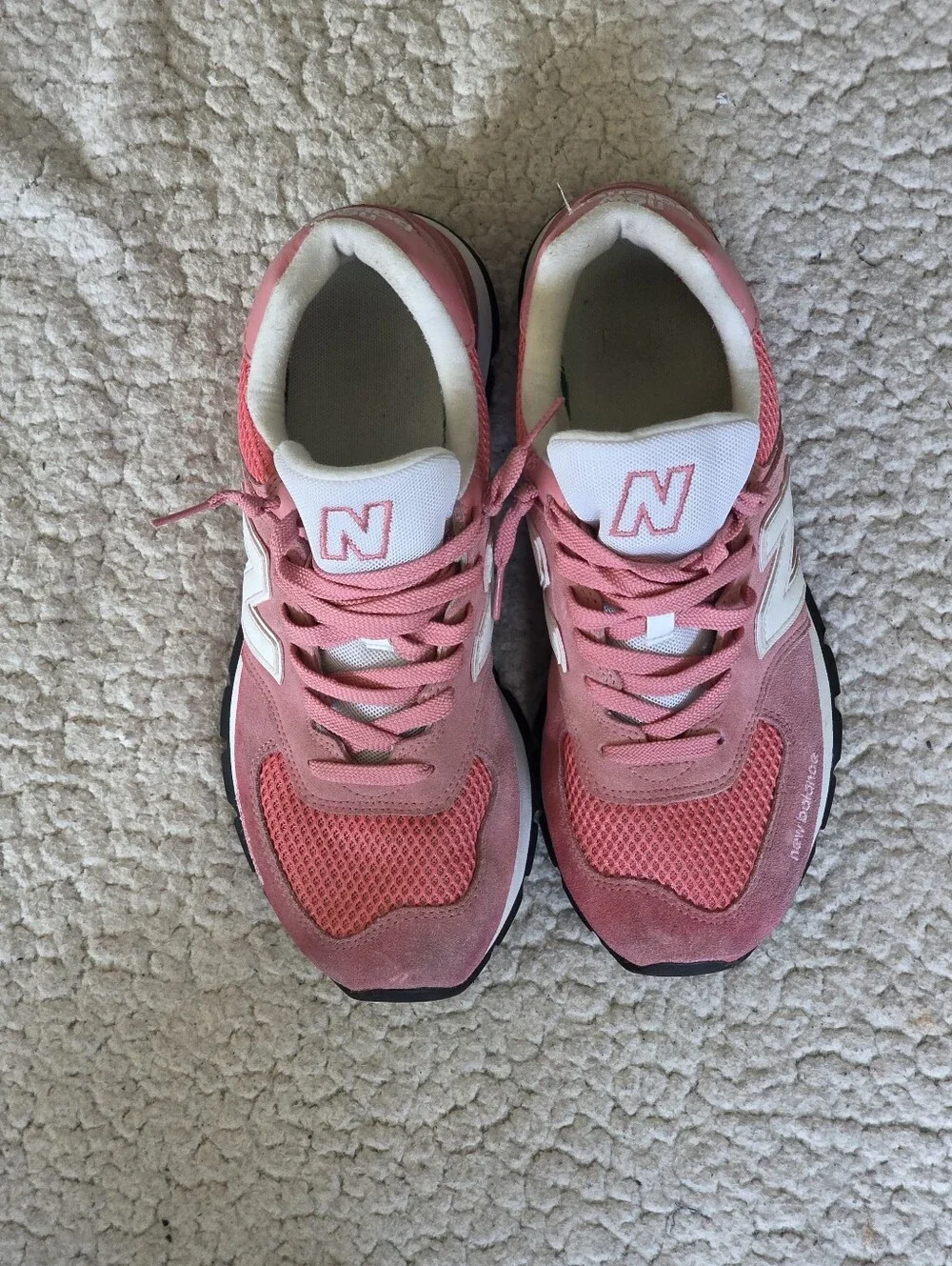 New Balance 574 Pink Suede Mesh Sneakers Men's Size 9.5 D Shoes ML574DGF EUC